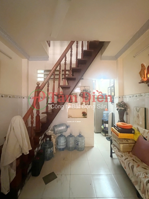 Nhà 3 tầng hẻm thẳng đường Ba Đình P.Chánh Hưng. Giá: 3.7 tỷ TL