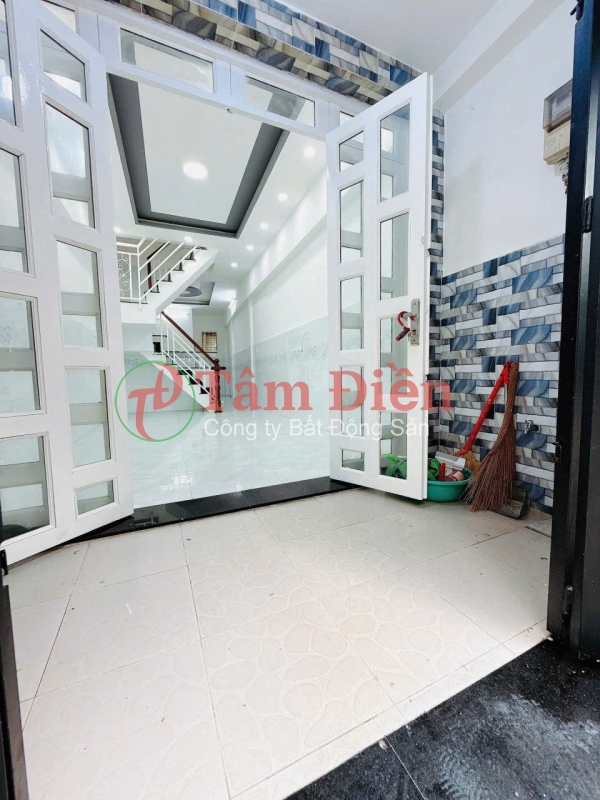 Bán nhà 2 tầng hẻm ba gác 184 Âu Dương Lân P3 Q8